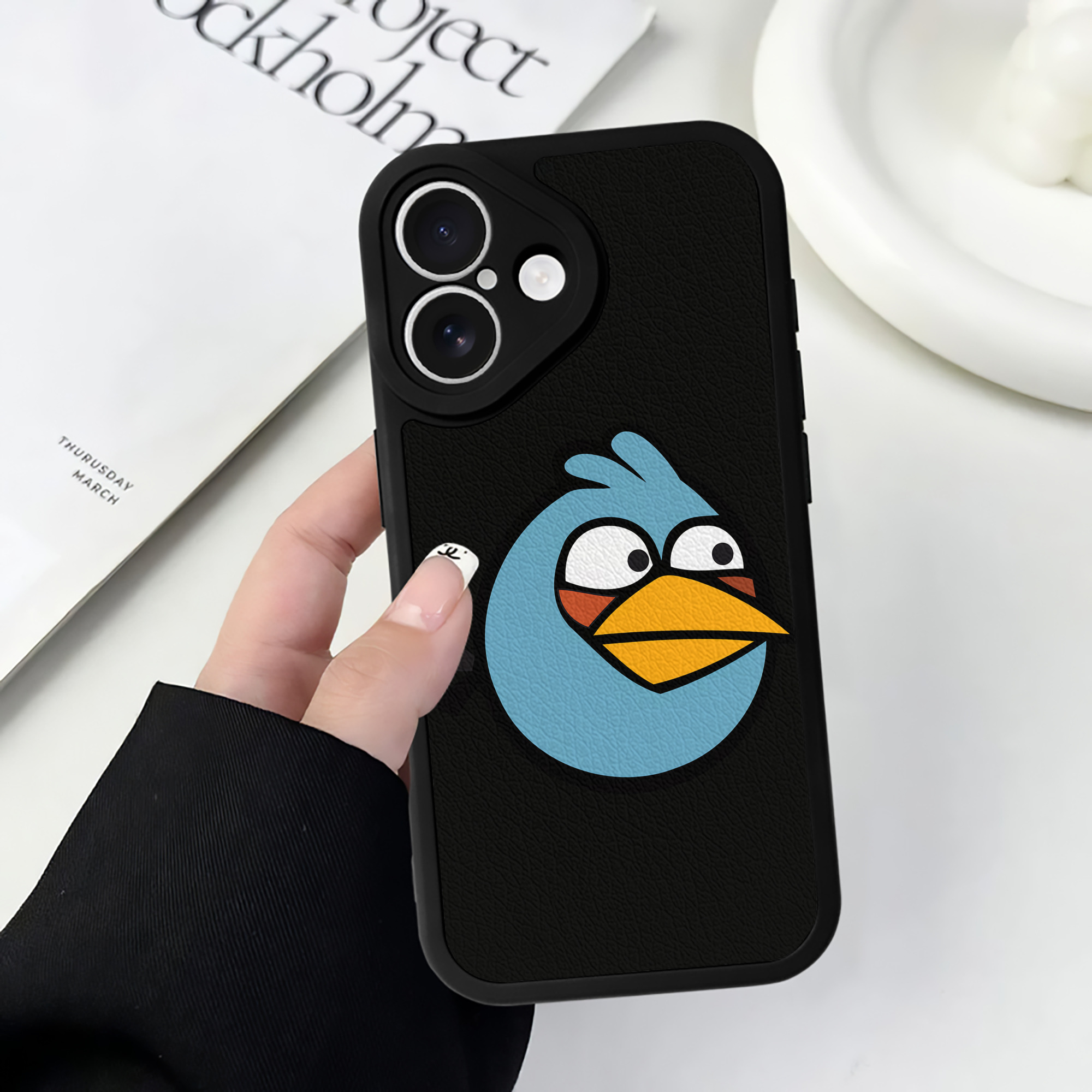 （画像用） Angry Birds アングリーバード 【iPhone 16シリーズ対応】シリコンスマホケース（レザー調） 材質：シリコン